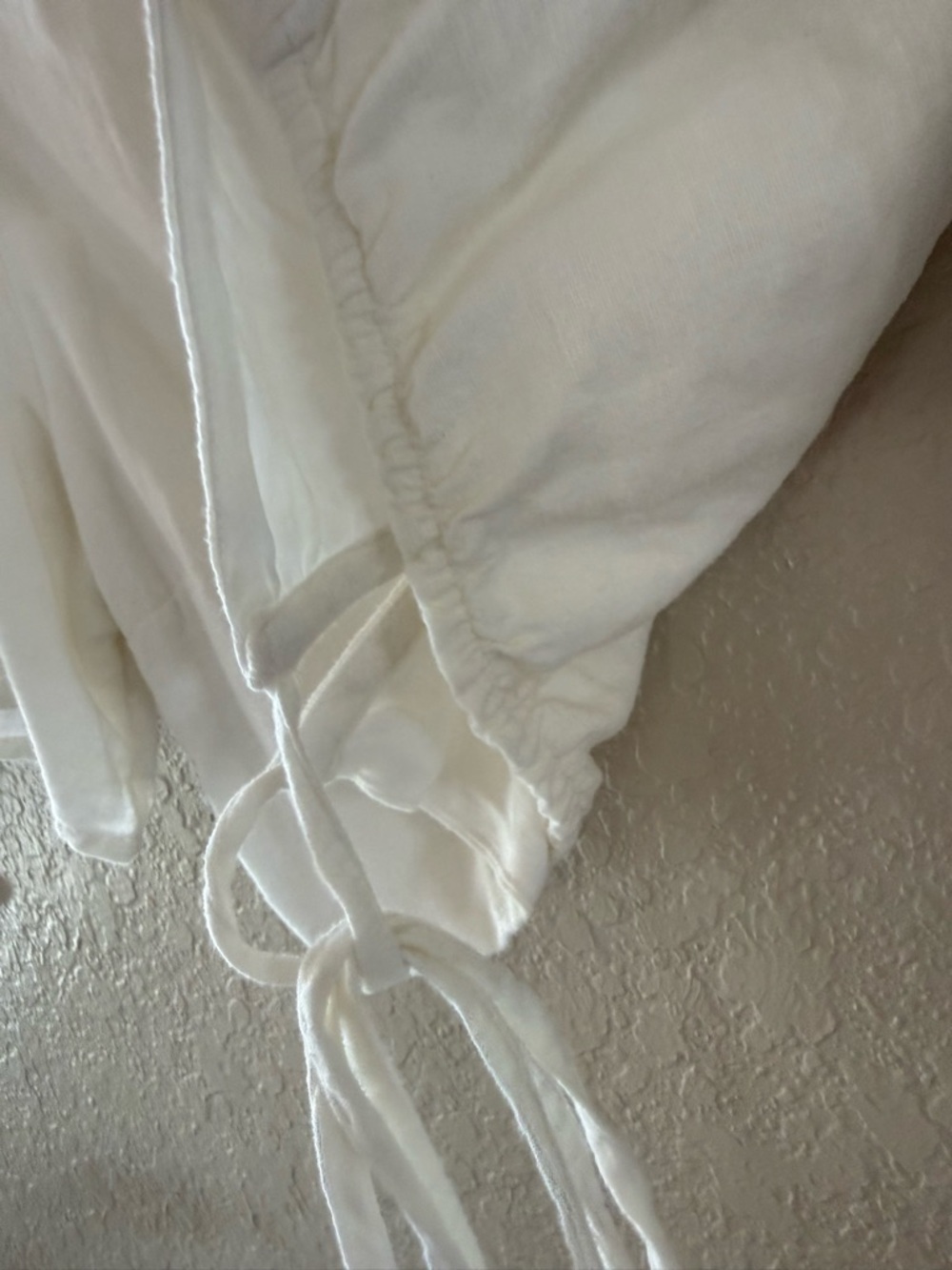 Abercrombie & Fitch White V-Neck Tie-Front Short Sleeve Crop Top - Picture 5 of 5